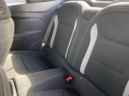 Used 2023 Chevrolet Camaro LT w/ Technology Package image 21