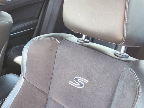 Used 2020 Chrysler 300 S w/ 300S Premium Group image 15