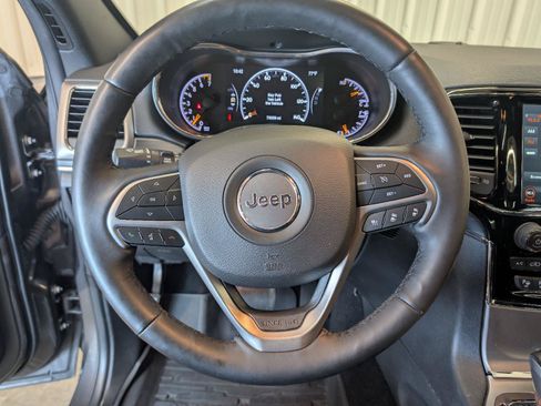 Used 2019 Jeep Grand Cherokee Limited w/ Luxury Group II AWD/4WD image 21