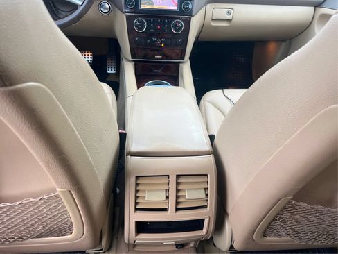 Used 2011 Mercedes-Benz ML 350 4MATIC image 21