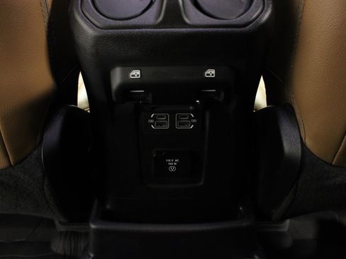 Used 2022 Jeep Wrangler Unlimited Sahara w/ Safety Group image 18