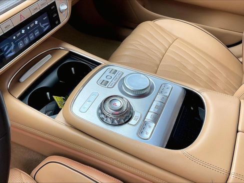 Used 2023 Genesis G90 3.5T image 16