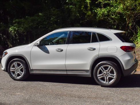 Used 2021 Mercedes-Benz GLA 250 4MATIC image 5