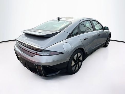 Used 2023 Hyundai Ioniq 6 SE AWD/4WD image 9