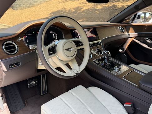 Used 2025 Bentley Continental GT Speed AWD/4WD image 2