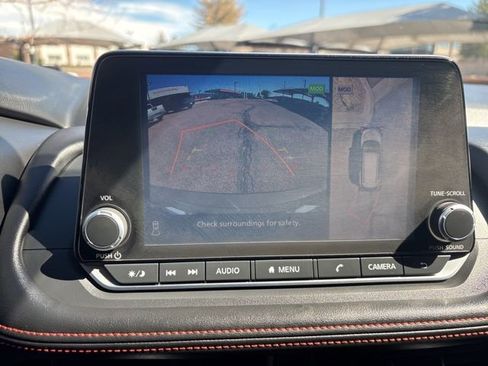 Certified 2025 Nissan Rogue SV AWD/4WD image 29