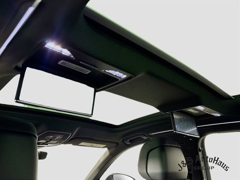 Used 2022 Audi A8 L 3.0T image 32