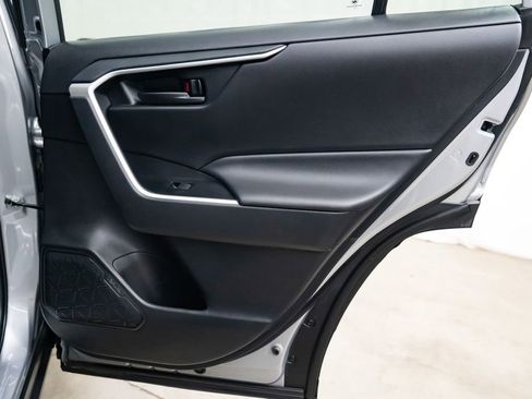 Used 2025 Toyota RAV4 LE image 29