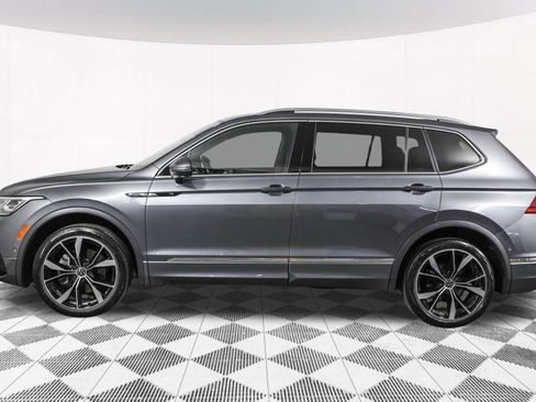 Used 2023 Volkswagen Tiguan SEL R-Line AWD/4WD image 19