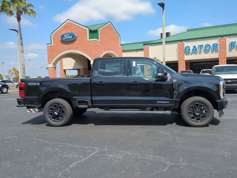 New 2026 Ford F250 Lariat w/ Black Appearance Package image 4