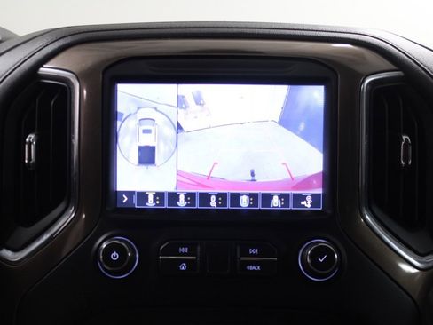 Used 2019 Chevrolet Silverado 1500 High Country w/ Technology Package image 34