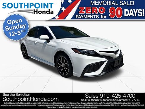 Used 2024 Toyota Camry SE FWD image 1