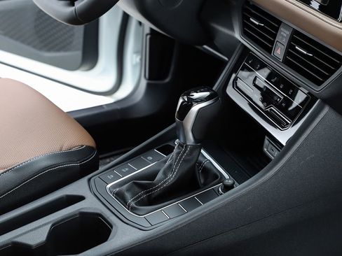 New 2026 Volkswagen Jetta SEL image 71