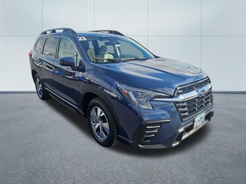 Used 2023 Subaru Ascent Premium w/ Convenience Package image 8