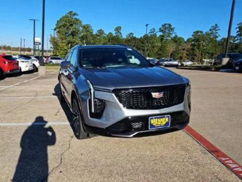 Certified 2025 Cadillac XT4 Sport image 2