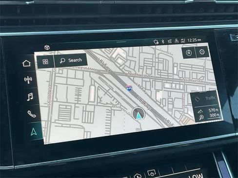 Used 2023 Audi Q8 Premium Plus w/ Premium Plus Package image 16