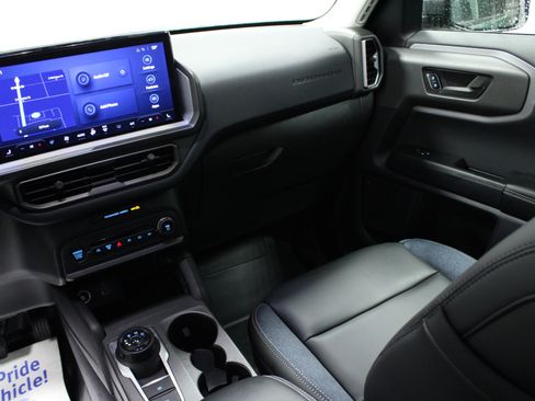 New 2025 Ford Bronco Sport Outer Banks w/ Sasquatch Outer Banks Package image 19