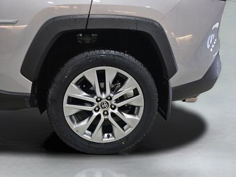 Used 2024 Toyota RAV4 XLE Premium image 14