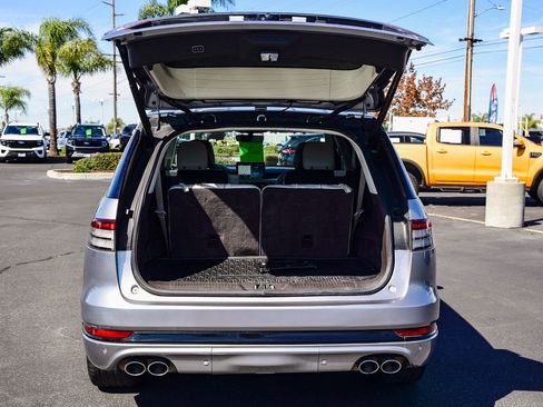 Used 2023 Lincoln Aviator Black Label w/ Jet Package image 27