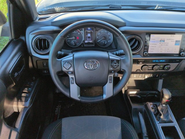Used 2021 Toyota Tacoma TRD Sport w/ Technology Package RWD image 15