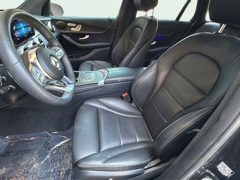 Used 2022 Mercedes-Benz GLC 300 4MATIC image 15