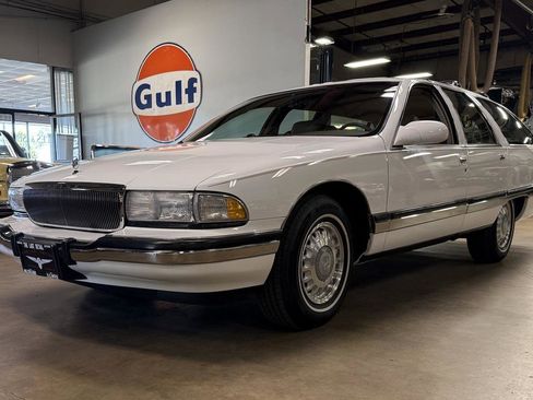 Used 1995 Buick Roadmaster Estate RWD image 8