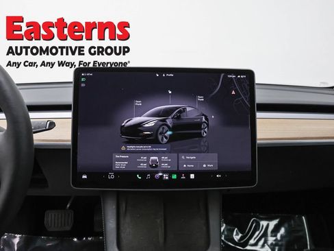 Used 2023 Tesla Model 3 Standard Range RWD image 12