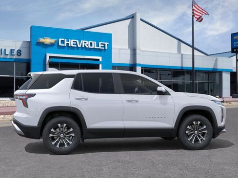 New 2026 Chevrolet Equinox LT image 9