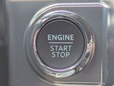 New 2025 Ford F150 Platinum w/ Equipment Group 703A Plus AWD/4WD image 34