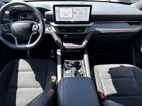 Certified 2025 Ford Explorer ST AWD/4WD image 15