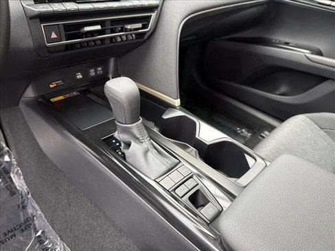 New 2026 Toyota Camry LE image 18