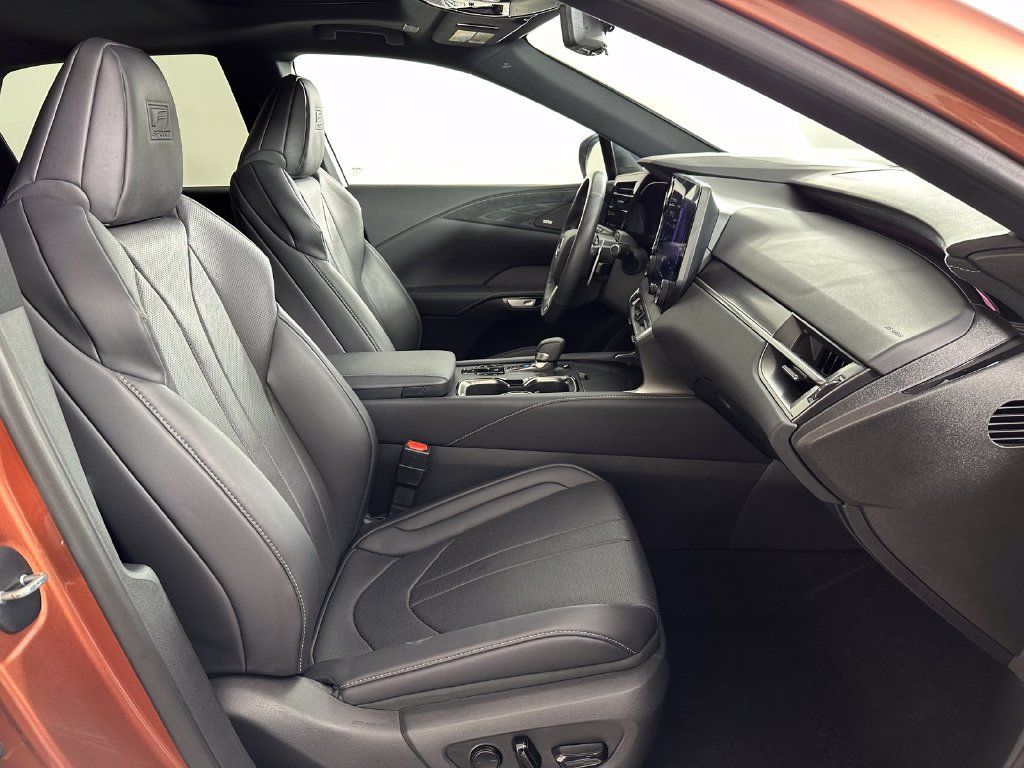 Used 2024 Lexus RX 350 F Sport w/ Convenience Package AWD/4WD image 22