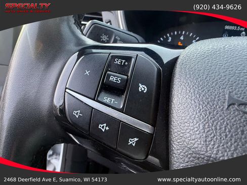 Used 2022 Ford Escape SEL image 17