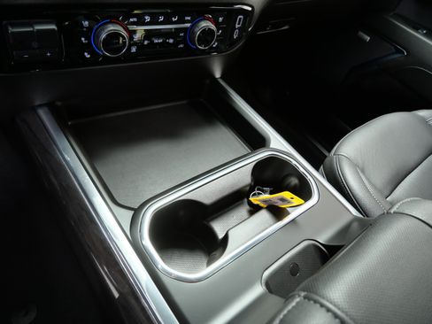Used 2024 Chevrolet Silverado 3500 LTZ w/ LTZ Plus Package AWD/4WD image 20