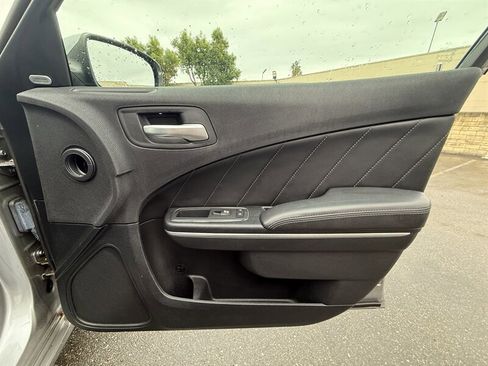 Used 2016 Dodge Charger R/T w/ Plus Group image 30