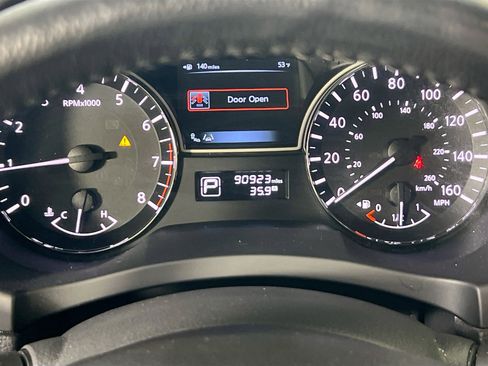 Used 2013 Nissan Altima 2.5 SL w/ Technology Pkg image 12