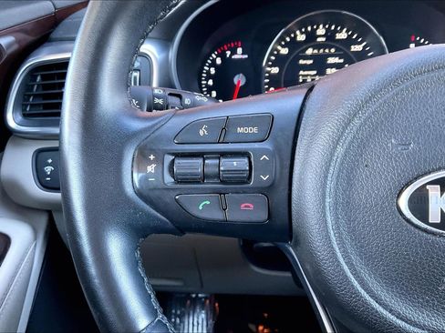 Used 2018 Kia Sorento EX w/ EX Advanced Touring Package image 10