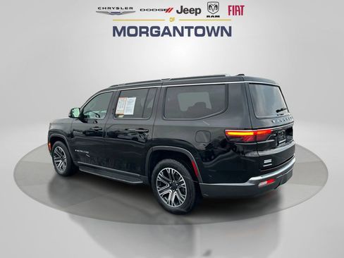 Used 2022 Jeep Wagoneer Series III w/ Rear Seat Video Group 1 image 7