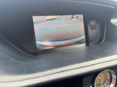 Used 2014 Lexus ES 350 w/ Luxury Package FWD image 20