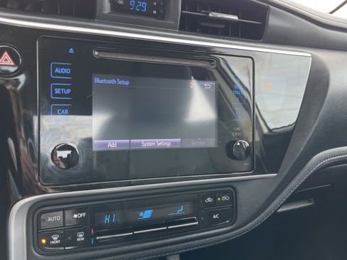 Used 2018 Toyota Corolla SE w/ Protection Package FWD image 49