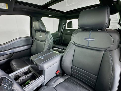 Used 2026 Ford F450 Platinum w/ FX4 Off-Road Package image 26