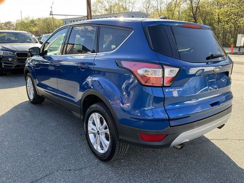 Used 2017 Ford Escape SE w/ SE Cold Weather Package AWD/4WD image 7