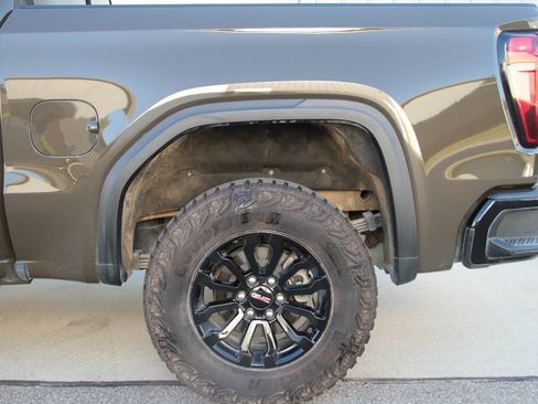 Used 2023 GMC Sierra 1500 AT4X AWD/4WD image 35