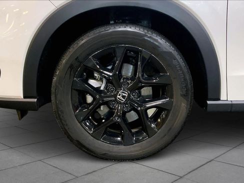 Used 2023 Honda HR-V Sport image 11