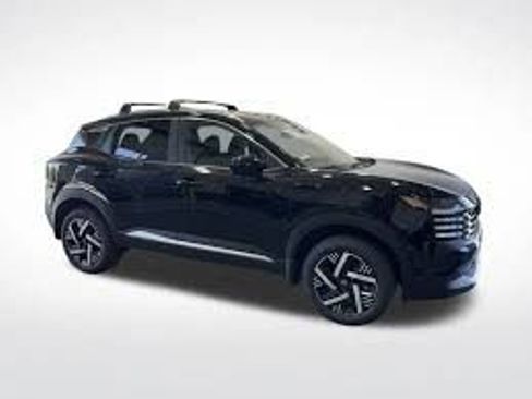 Certified 2026 Nissan Kicks SV FWD image 1