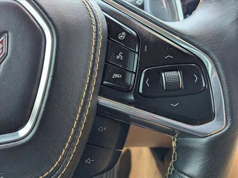 Used 2020 Chevrolet Corvette Stingray Premium Cpe w/ 3LT Preferred Equipment Group image 15