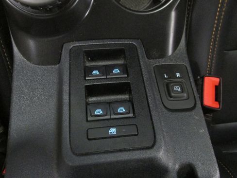 Used 2023 Ford Bronco Badlands w/ Sasquatch Package image 39