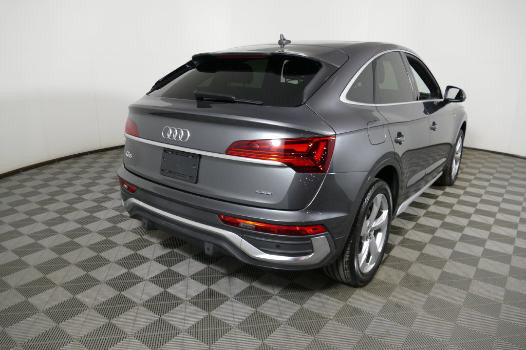 Used 2023 Audi Q5 2.0T Premium w/ Convenience Package AWD/4WD image 7