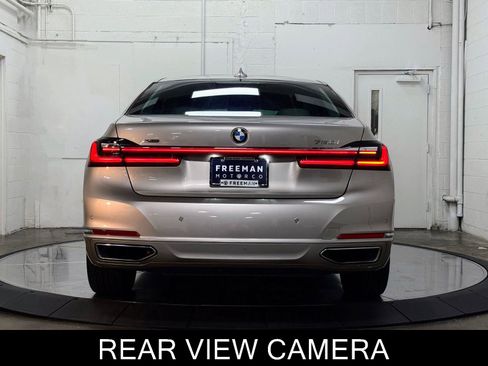 Used 2021 BMW 750i xDrive image 8