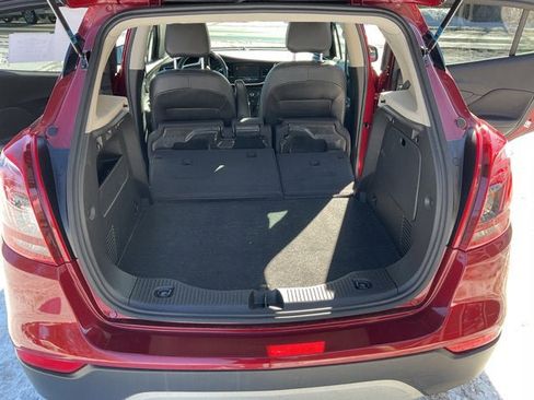 Used 2022 Buick Encore Preferred w/ Safety Package image 36